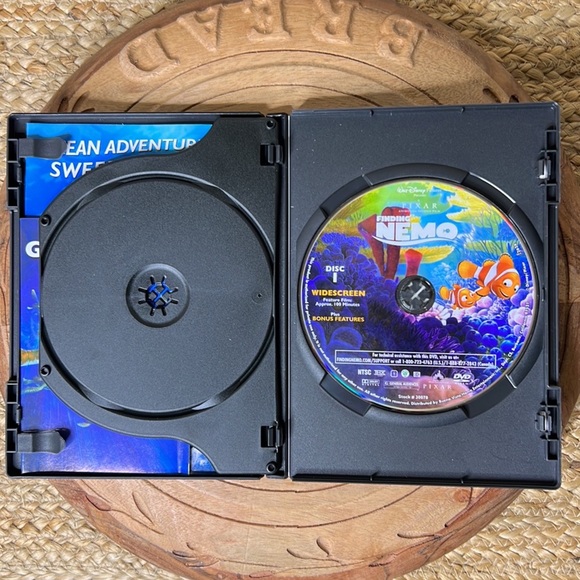 3 Bundle DVD Lot Nemo - Annie - Narnia - Picture 11 of 12